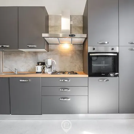 Shopping District Flat 아파트 *