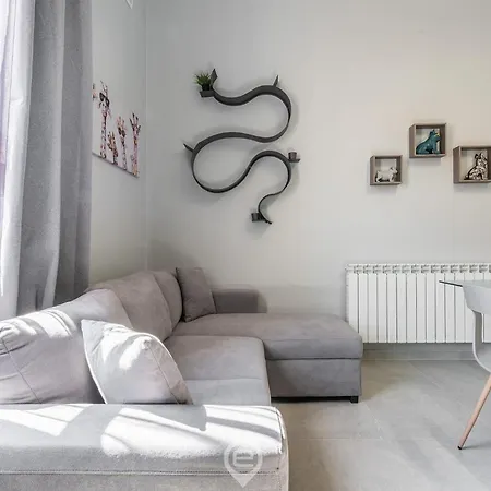 Shopping District Flat Apartman Cagliari