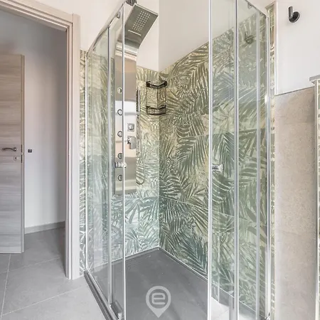 Shopping District Flat * 칼리아리